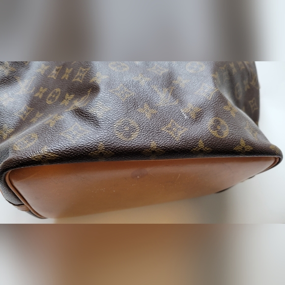 LOUIS VUITTON Monogram Petit Noe Bag - Picture 13 of 16
